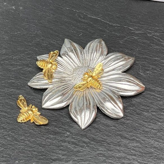 Flower Trinket Tray with Bees - From Suzie’s